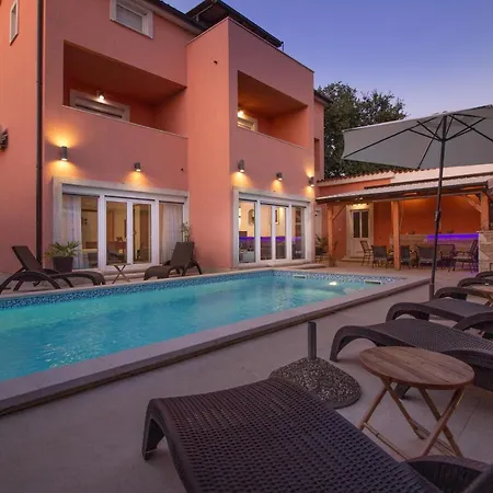 Villa Wonderful Katarina With Heated Pool And Jacuzzy Sea View