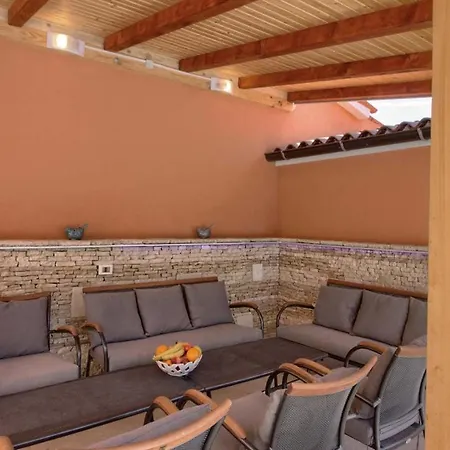 Wonderful Katarina With Heated Pool And Jacuzzy Sea View Villa Medulin
