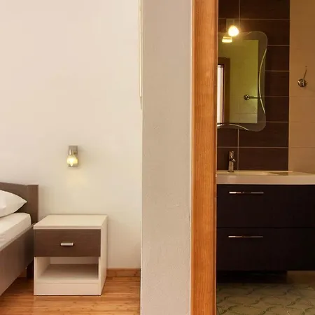 Wonderful Katarina With Heated Pool And Jacuzzy Sea View