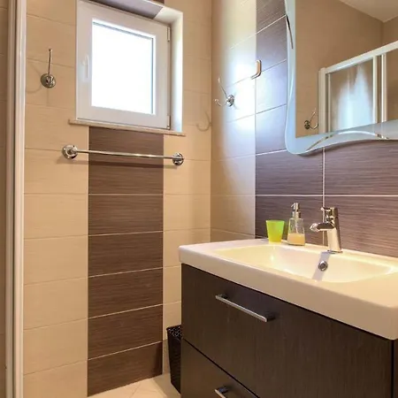 Villa Wonderful Katarina With Heated Pool And Jacuzzy Sea View *