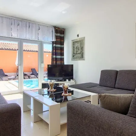 Villa Wonderful Katarina With Heated Pool And Jacuzzy Sea View Medulin