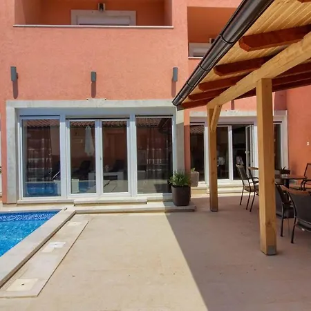 Wonderful Katarina With Heated Pool And Jacuzzy Sea View Villa