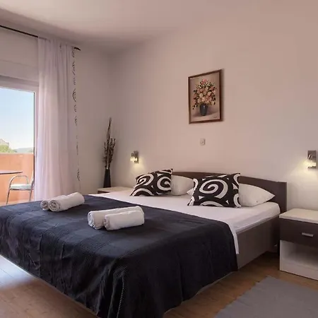Wonderful Katarina With Heated Pool And Jacuzzy Sea View Villa Medulin